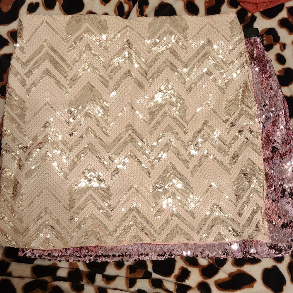 Rock 47 Gold Sequin Skirt